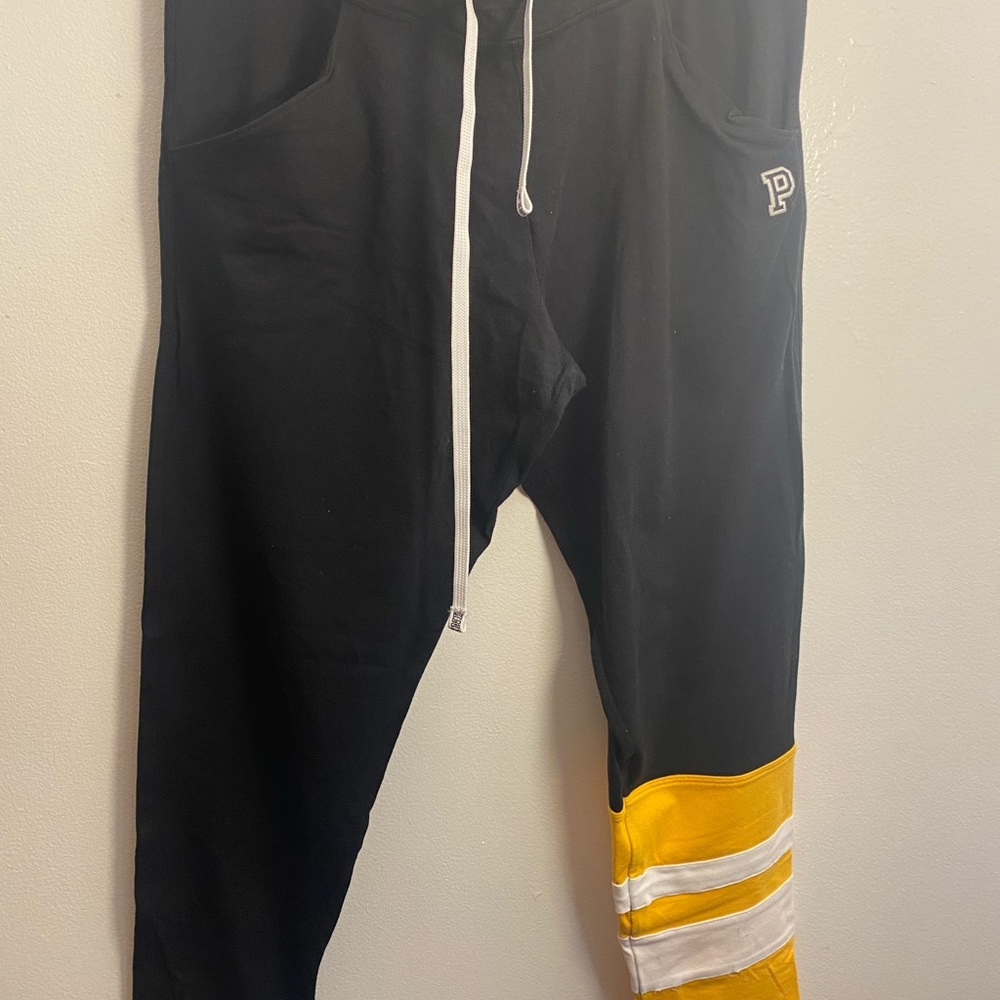 PINK campus leggings